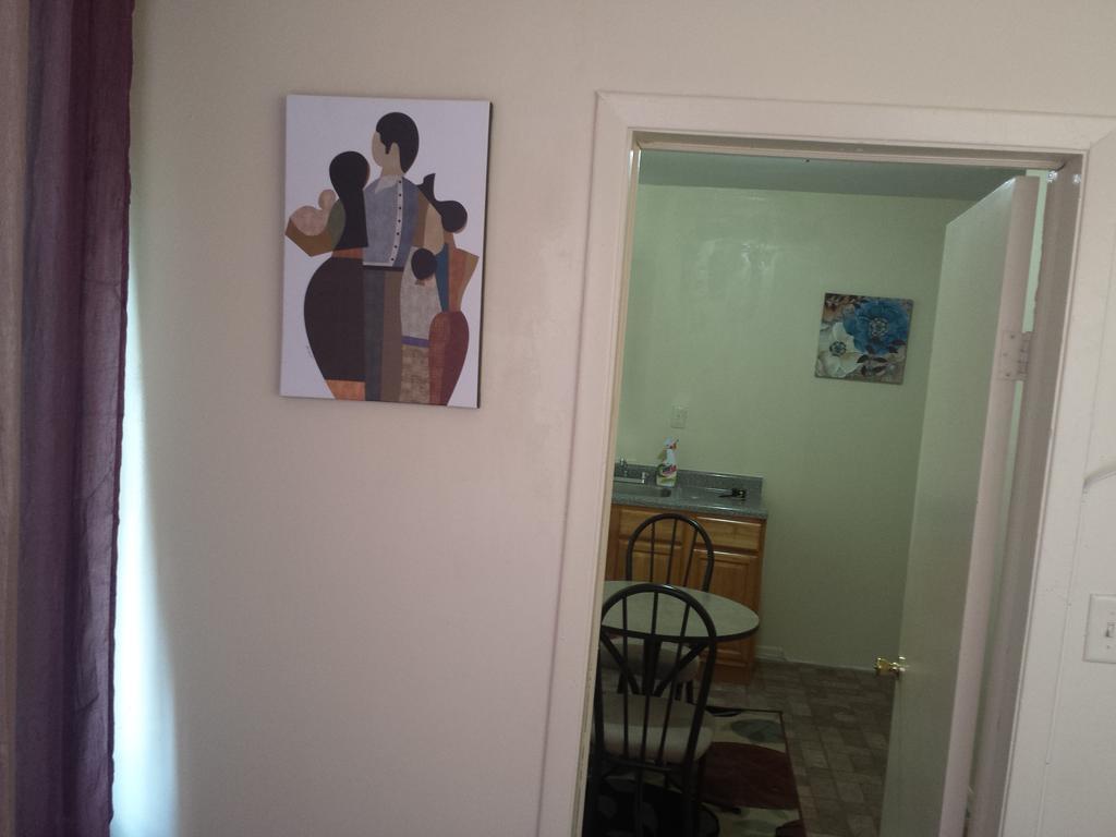 Studio, One And Two Bedroom Apartments - Bronx New York Bilik gambar